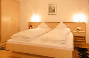 hotel edelweiss pfunds tirol zimmer